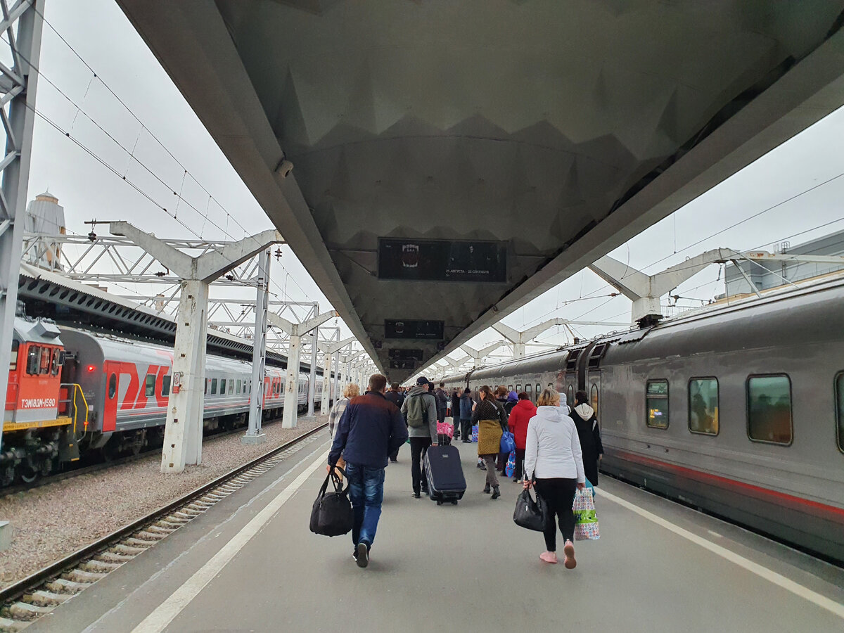 Поезд в Крым из Санкт-Петербурга 