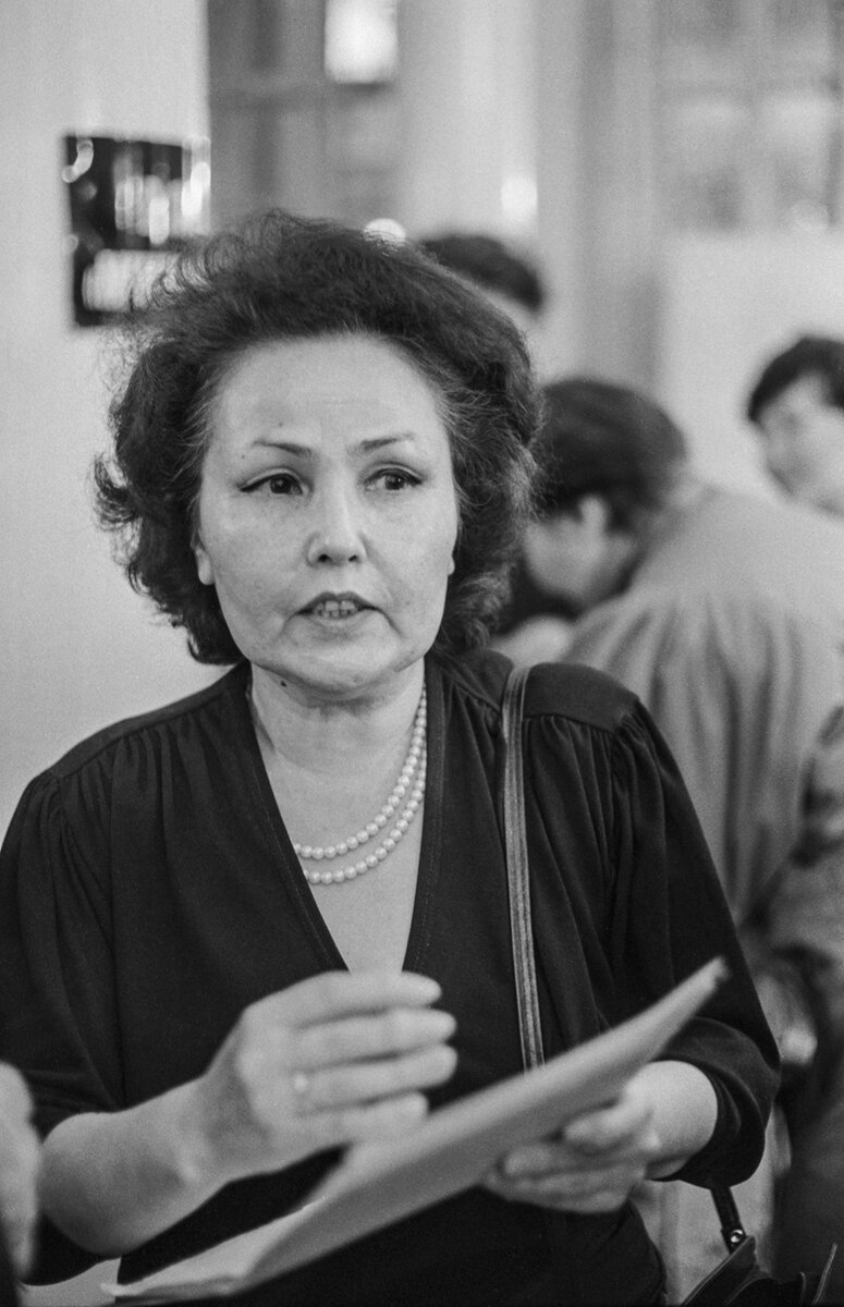 Геля маркизова и сталин. Геля маркизова. Энгельсина ардановна маркизова. Геля (энгельсина) маркизова. Энгельсина маркизова в молодости.