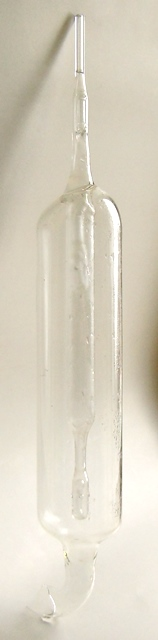 Каплеуловитель или поглотительный сосуд для газоанализатора ГОУ-1 (повреждённый)