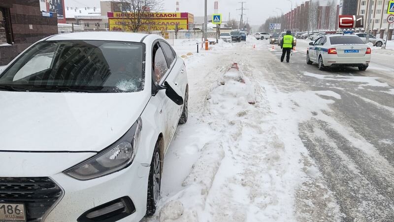    Маму с дочкой сбили на пешеходном переходе в Сургуте