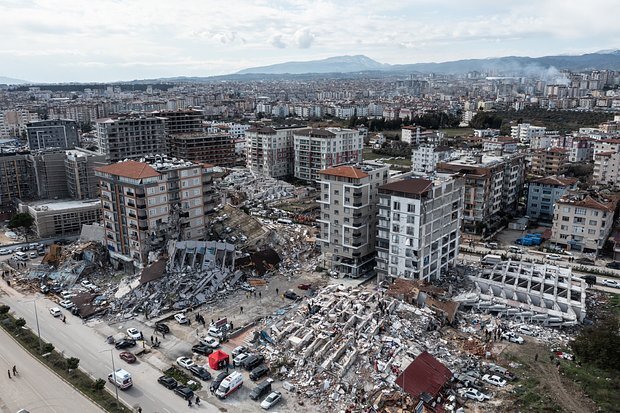 Разрушения в результате землетрясения
Фото: Burak Kara / Getty Images