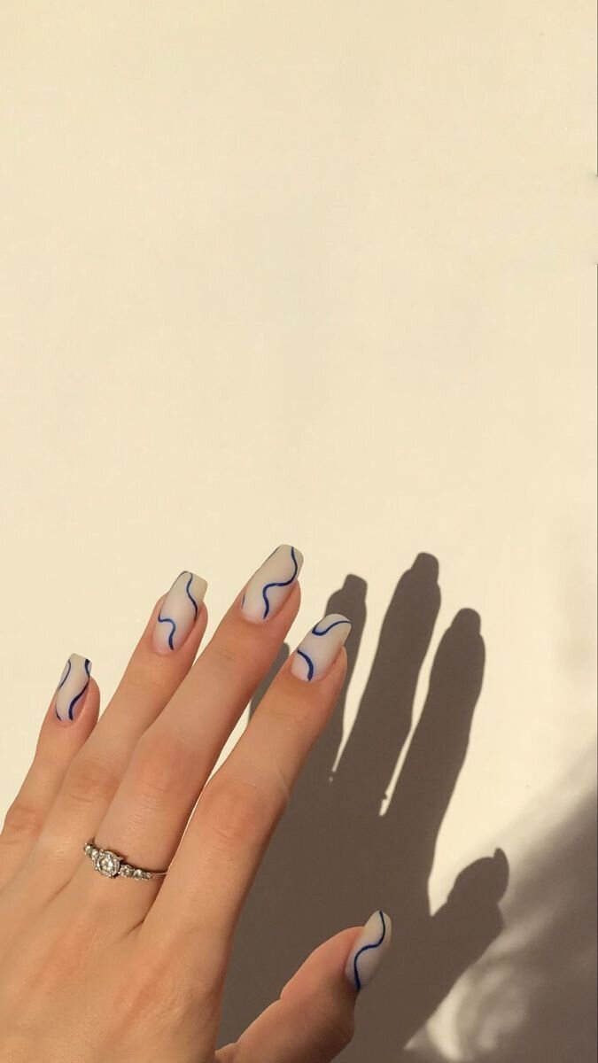 Трендовые линии и цвет показывающий вашу женственность 