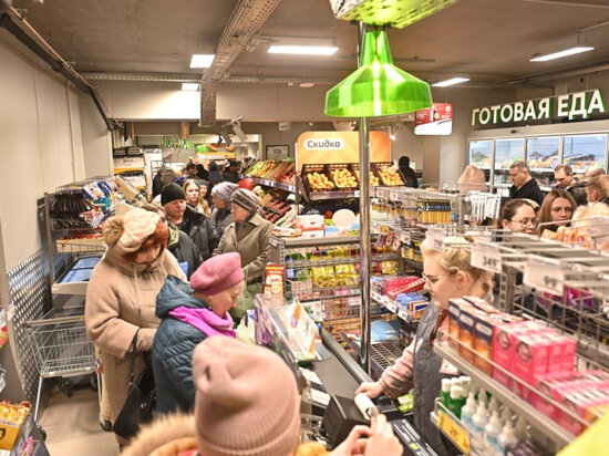     Первые четыре магазина сети «Пятерочка» открылись в Хабаровске. ФОТО: правительство Хабаровского края