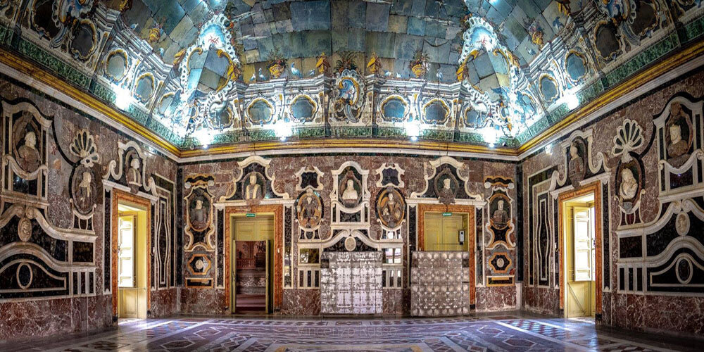 зеркальный зал