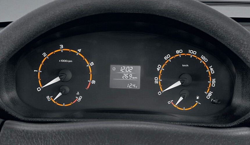 Новая приборная панель Lada Niva