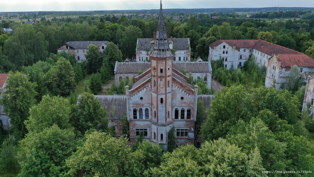 Заброшенная психиатрическая лечебница Алленберг - мрачное место, в котором можно снимать жутковатые триллеры