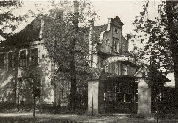 Дом советника Кёллера (позже дом стрелкового общества), где жил Наполеон