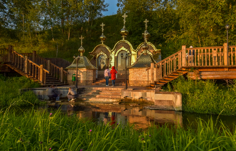 Святой источник сергиев