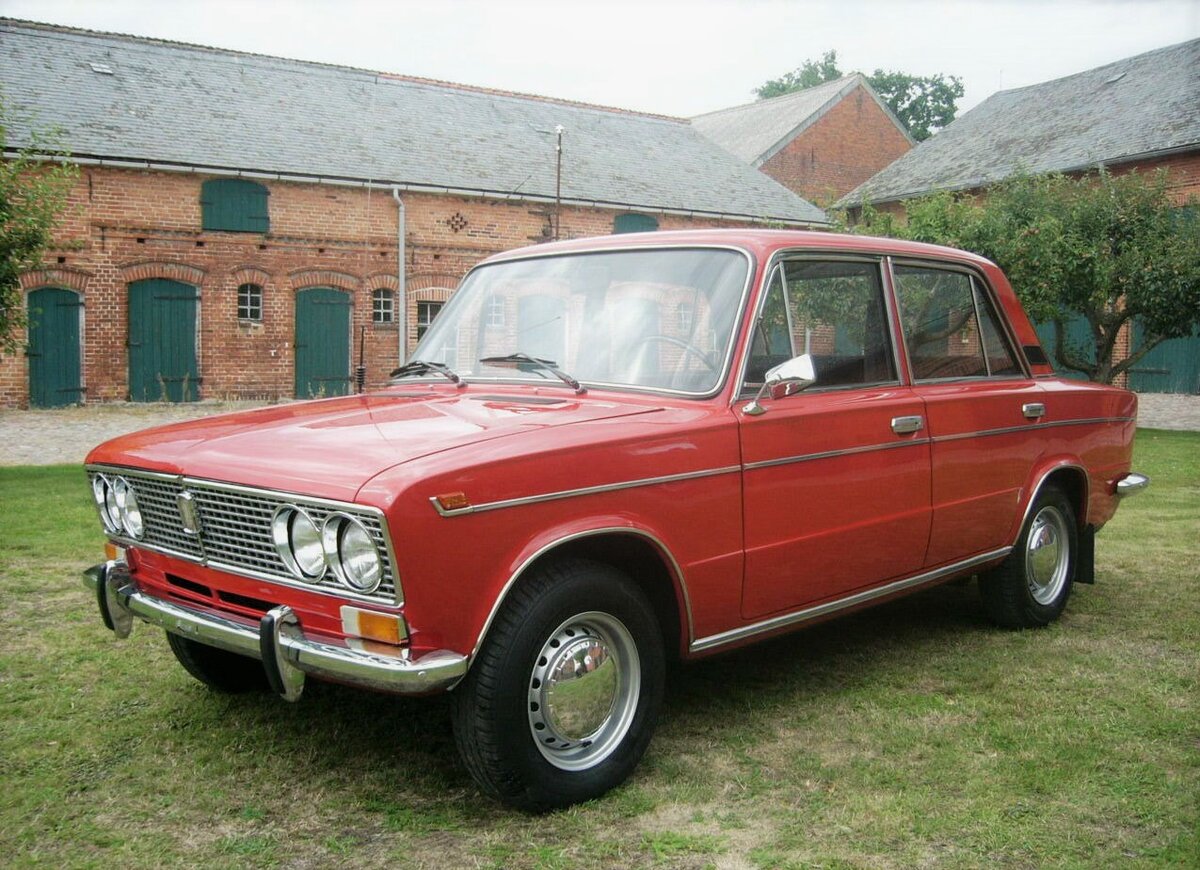 ВАЗ-2103 стала люксовой версией, доступной для народа. 