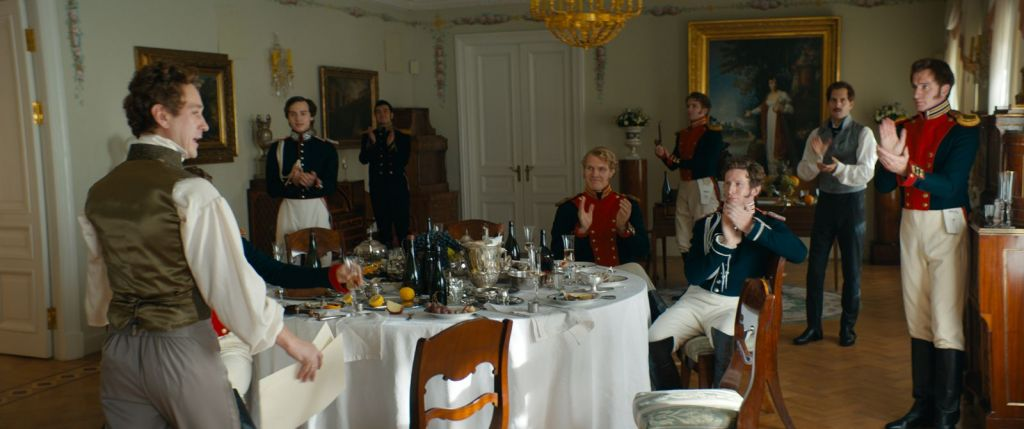 Кадр из фильм. Источник: https://www.film.ru/