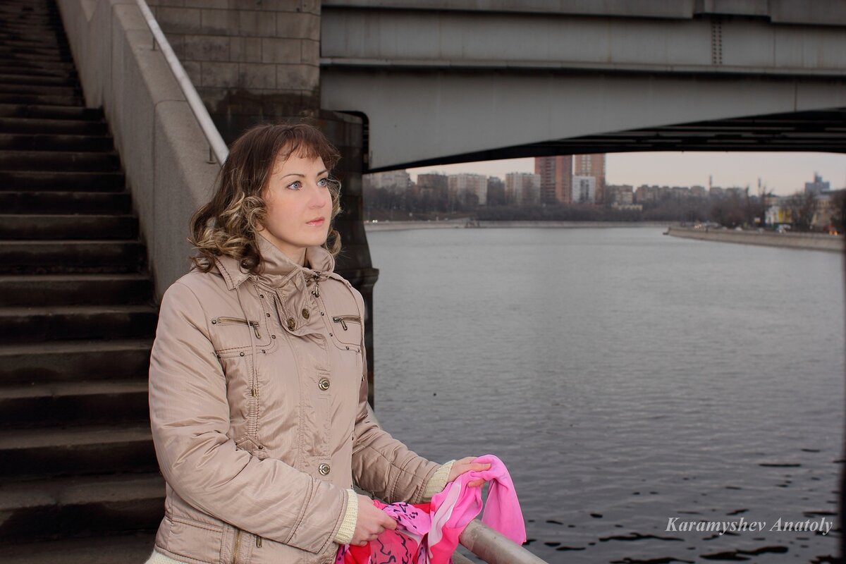 Моя самая первая фотосессия - "серое на сером"...