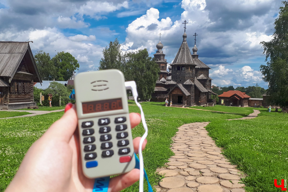 Прогулка по Суздалю с Кузьмичом из «Особенностей национальной охоты» |  Ключ-Медиа | Дзен