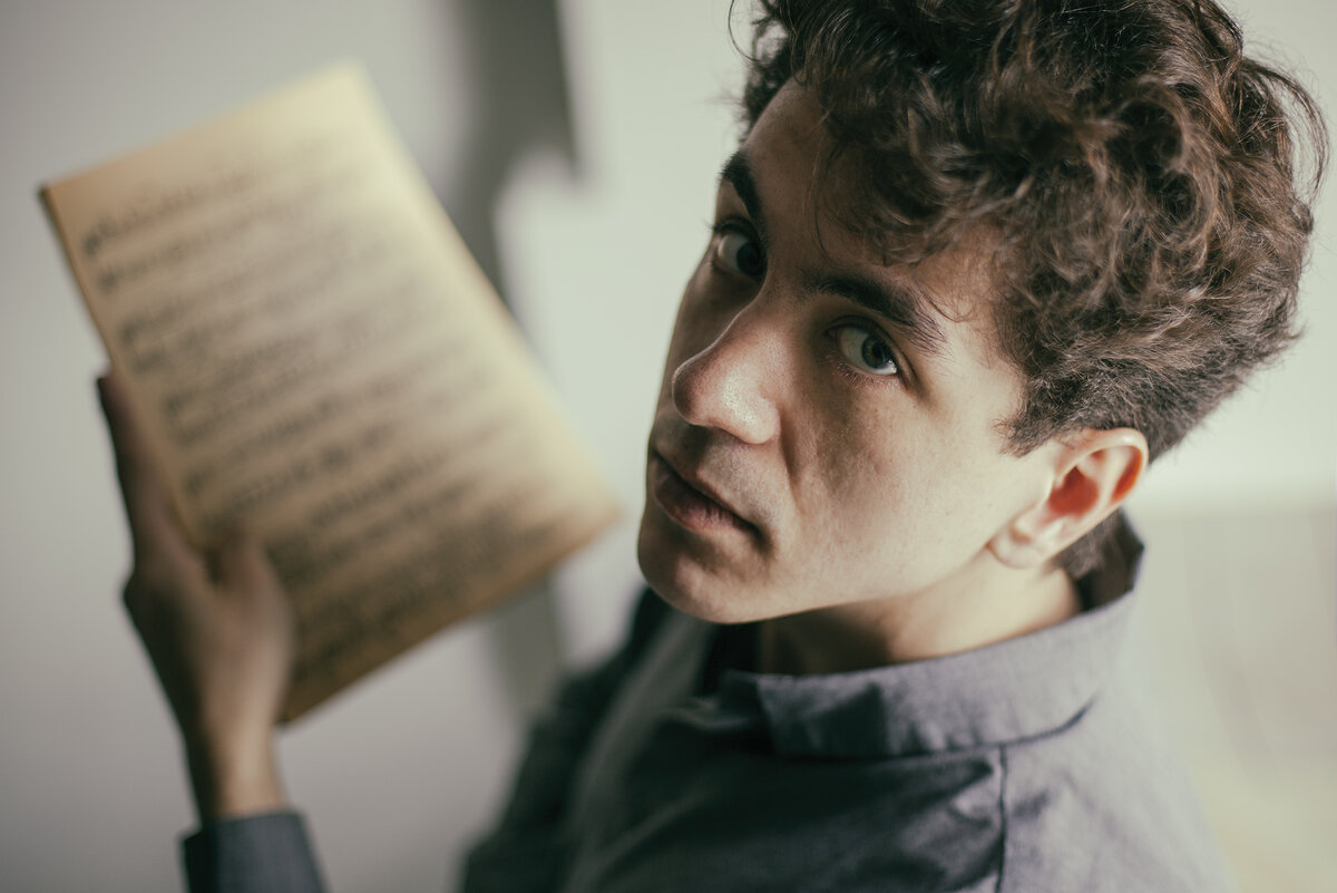 Константин Емельянов