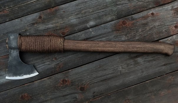 Кованый двуручный топор "СЕВЕР