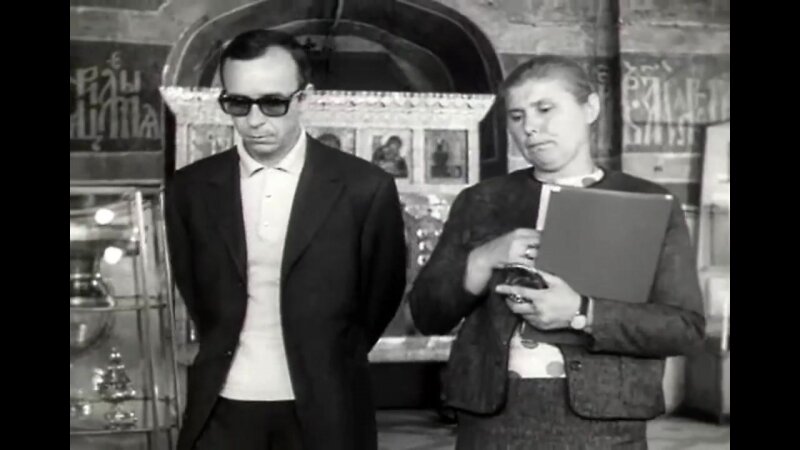 Кадр из фильма "Кража" 1970 года. Следователь - Олег Борисов.