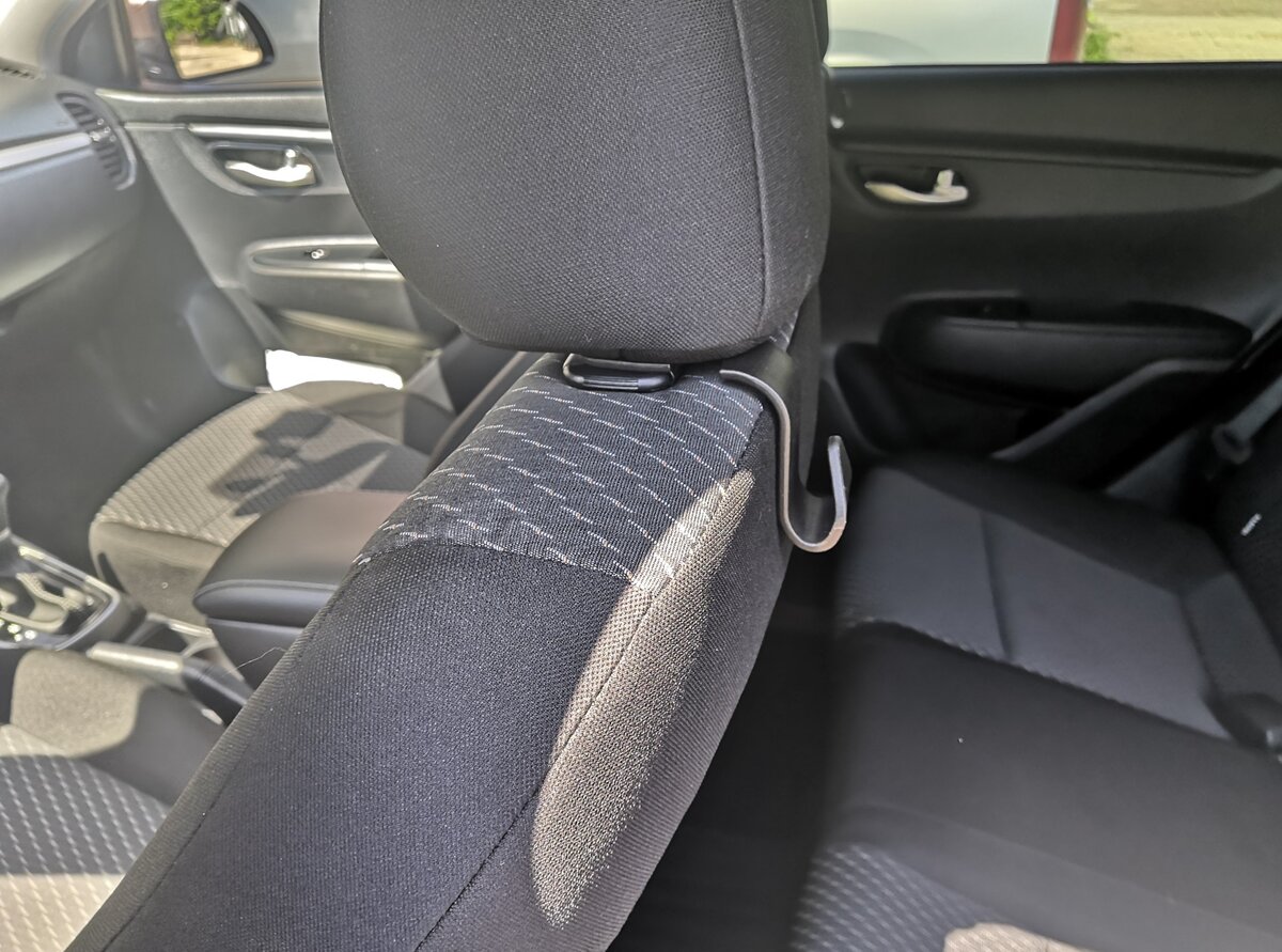 Установлен в авто.