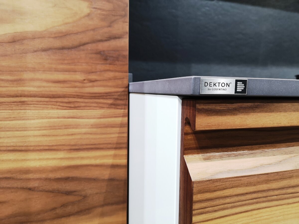 шпон- орех американский