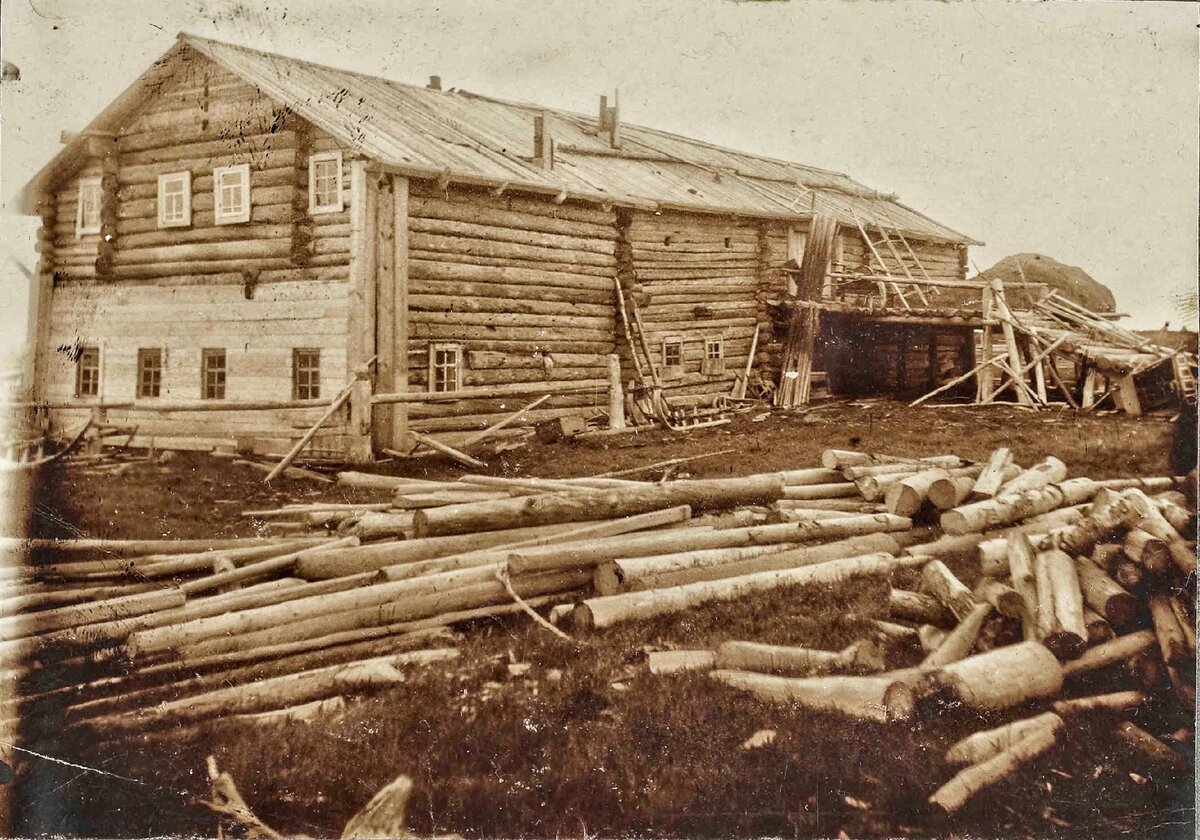 Крестьянские дома деревень Руси: исторические фото. Как была устроена  средневековая изба снаружи и внутри? | Лукинский I История | Дзен