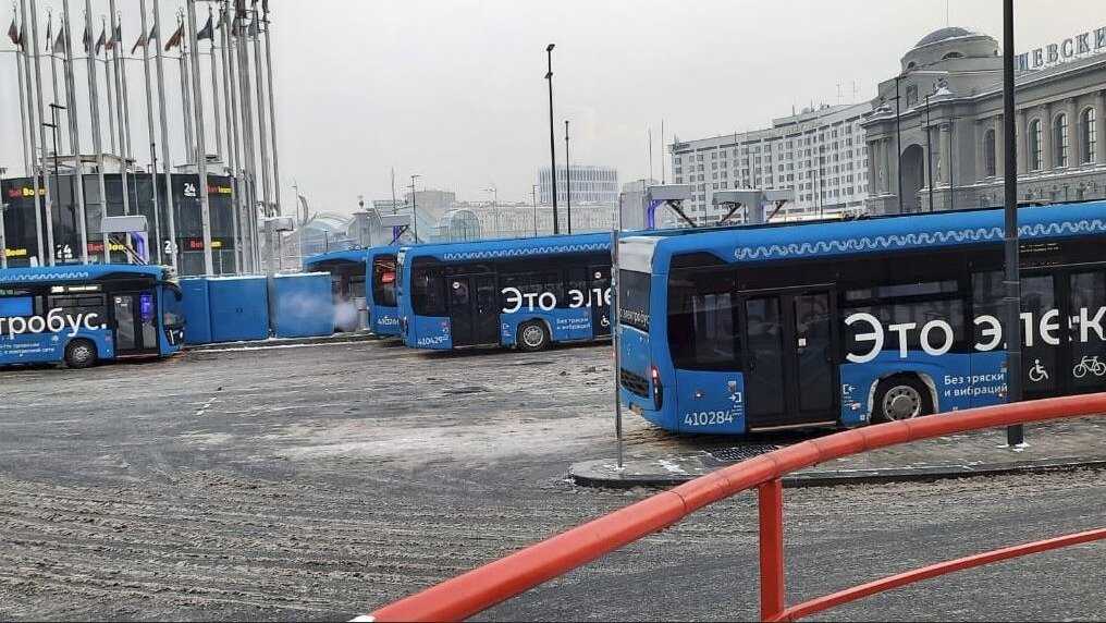 Крещенская неделя всё расставила по местам. По крайней мере в Москве. В течение недели ночью температура стабильно опускалась ниже 20°С.-2