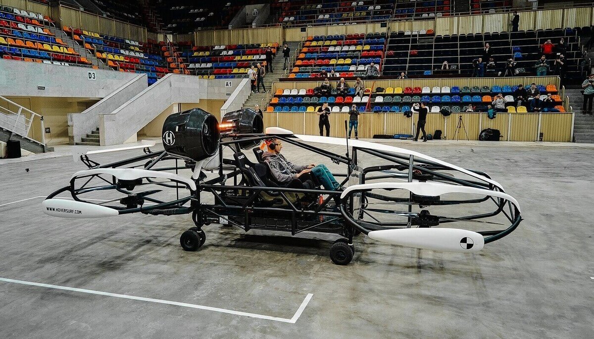 На испытаниях .