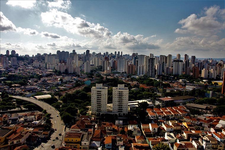 Латиноамериканский (бразильский) город Сан-Паулу – самый крупный в мире мегаполис, в котором запрещена агрессивная наружная реклама