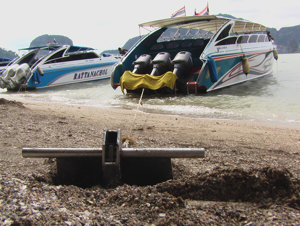 Якорная стоянка ))