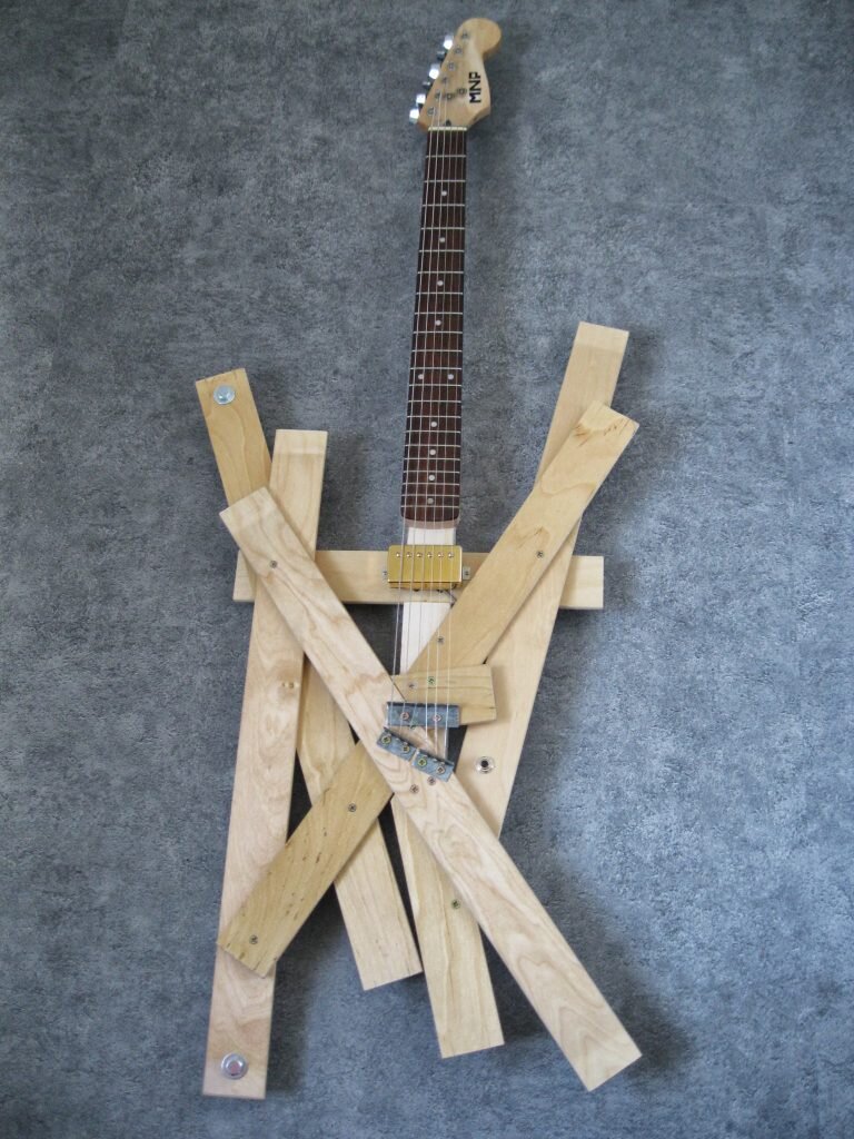 "Вот сейчас поменяю звукосниматель и будет хороший звук"