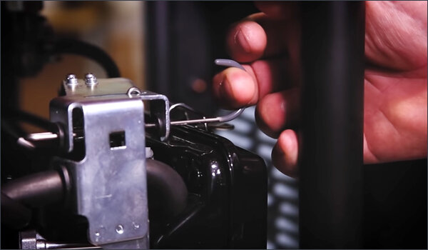 Не заводится или глохнет? Ремонтируем бензиновый генератор | Fubag ...