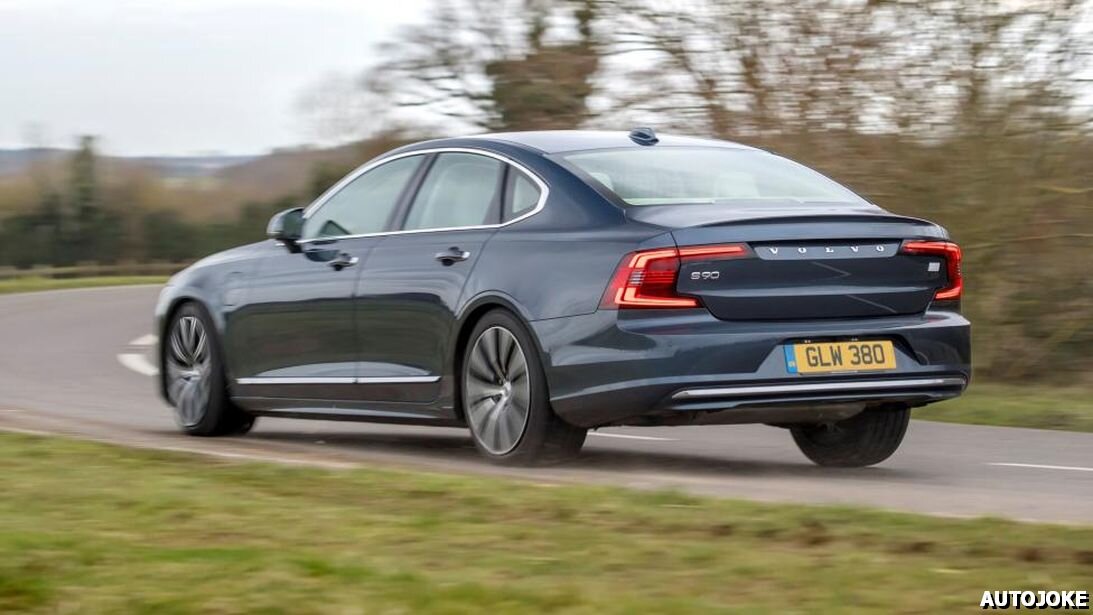 Volvo S90 и его главные конкуренты – смотрим на новое поколение: обзор модели и сравнение с соперниками