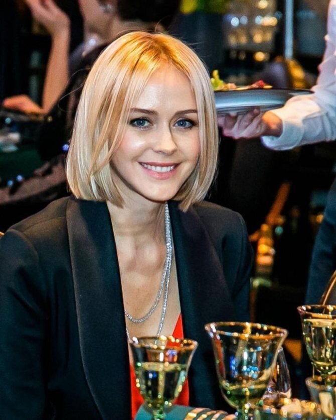 Анна Лепс