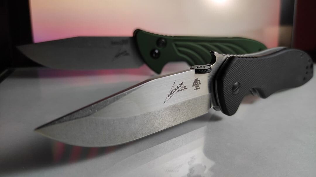 Складной нож Emerson с вейвом