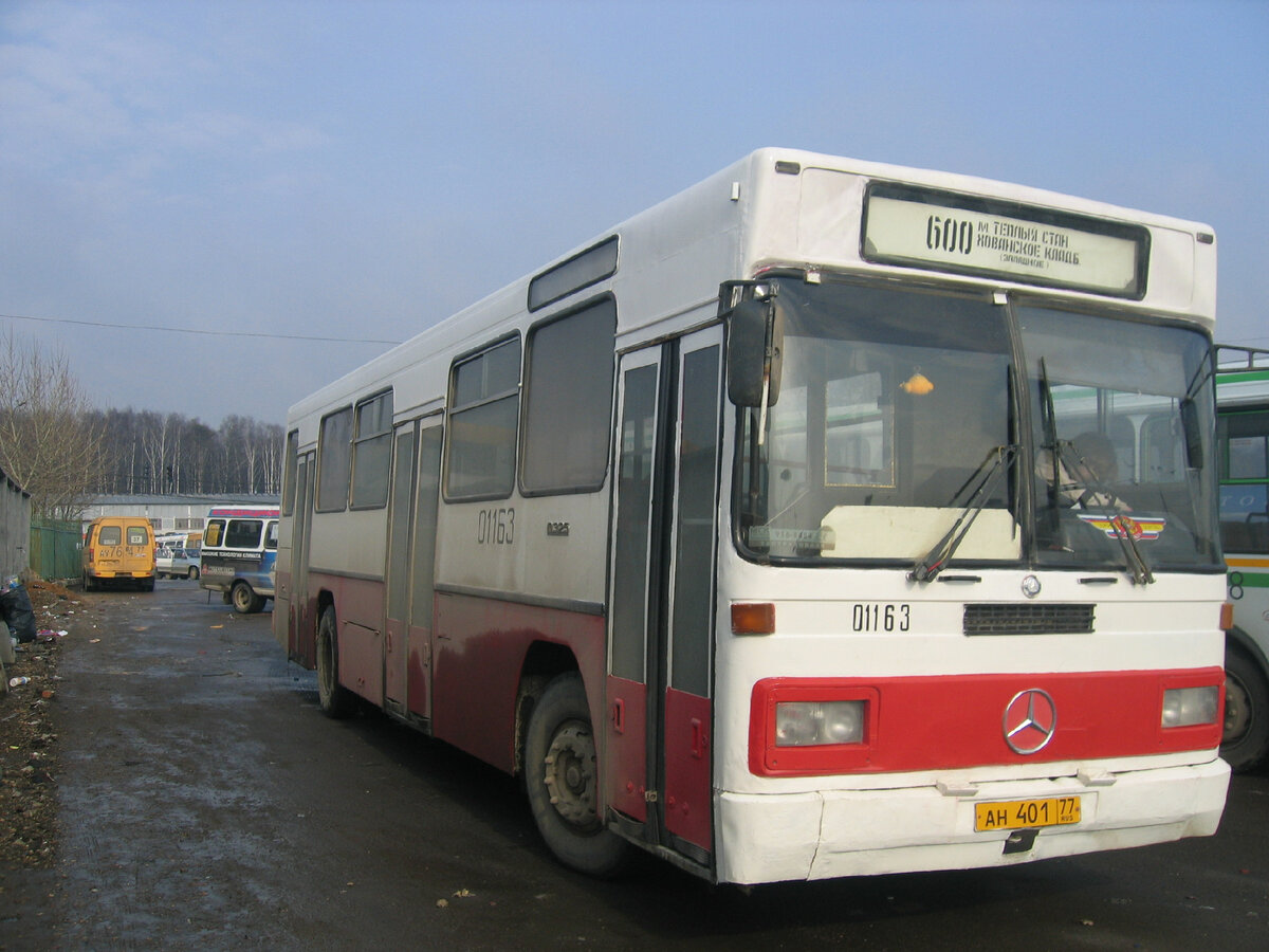 Mercedes Benz o 2600