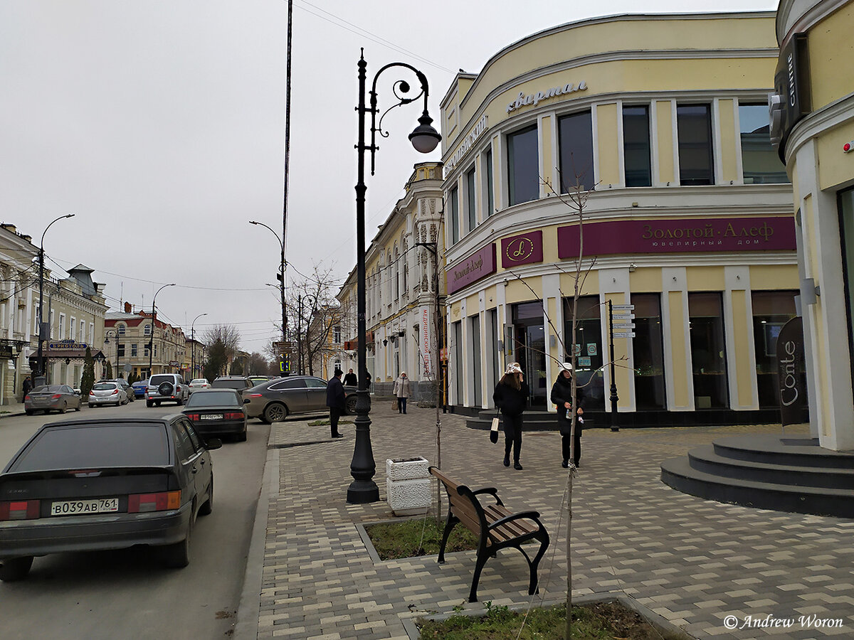 Вход в Европейский квартал с Петровской