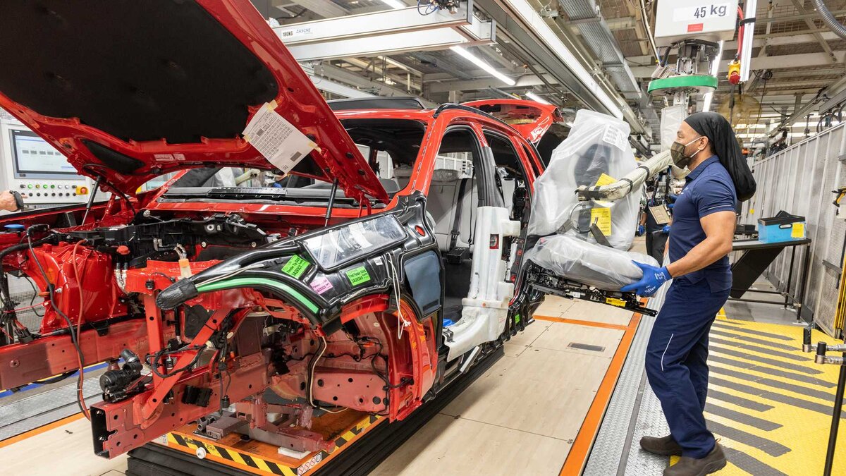 Завод BMW в Спартанберге (США). Источник иллюстрации - Яндекс.Картинки