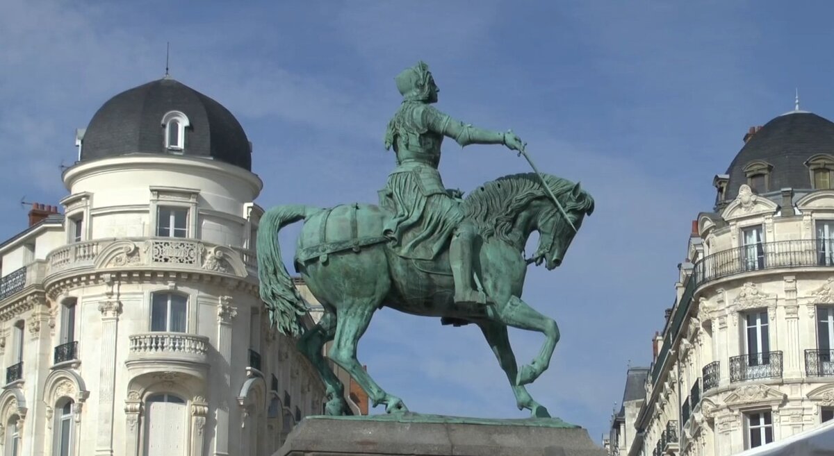 Жанна д.Арк на площади Мартруа