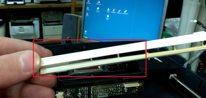 Полоска белой бумаги