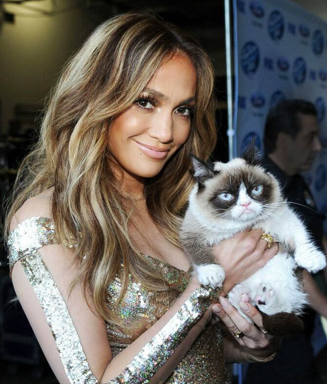 Долго думала и размышляла, стать веганом решилась только в 2014 году. Полностью отказалась от молока, яиц и других продуктов животного происхождения.