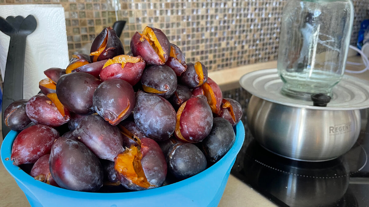 Сливы на зиму «Фаршированные» с необыкновенно вкусной начинкой (Зимой  жалела, что не сделала больше) | Книга рецептов от Ирины | Дзен