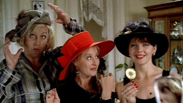 Скрин с сайта https://www.kino-teatr.ru/kino/movie/ros/4969/foto/i3/714457/