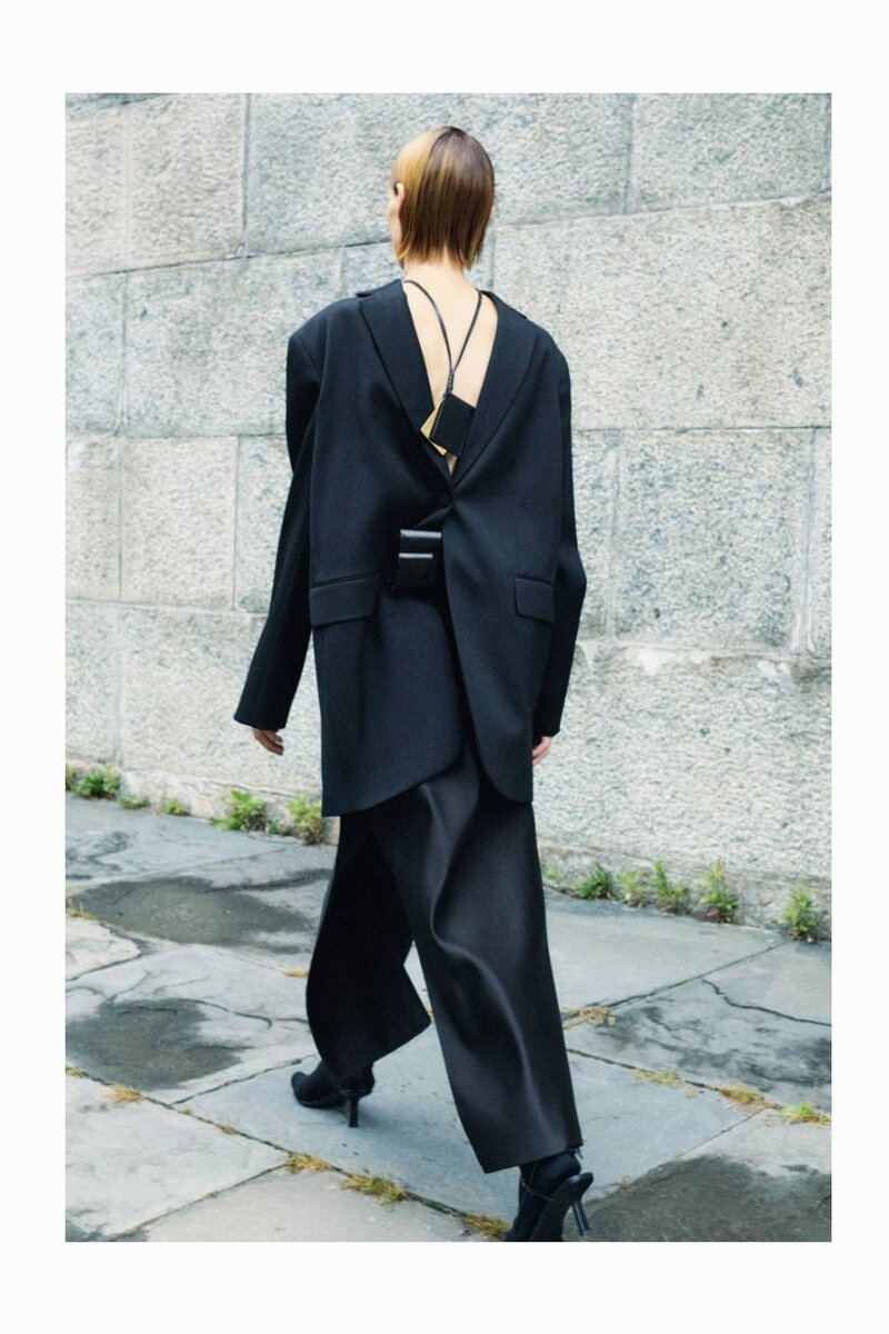 Задом наперёд