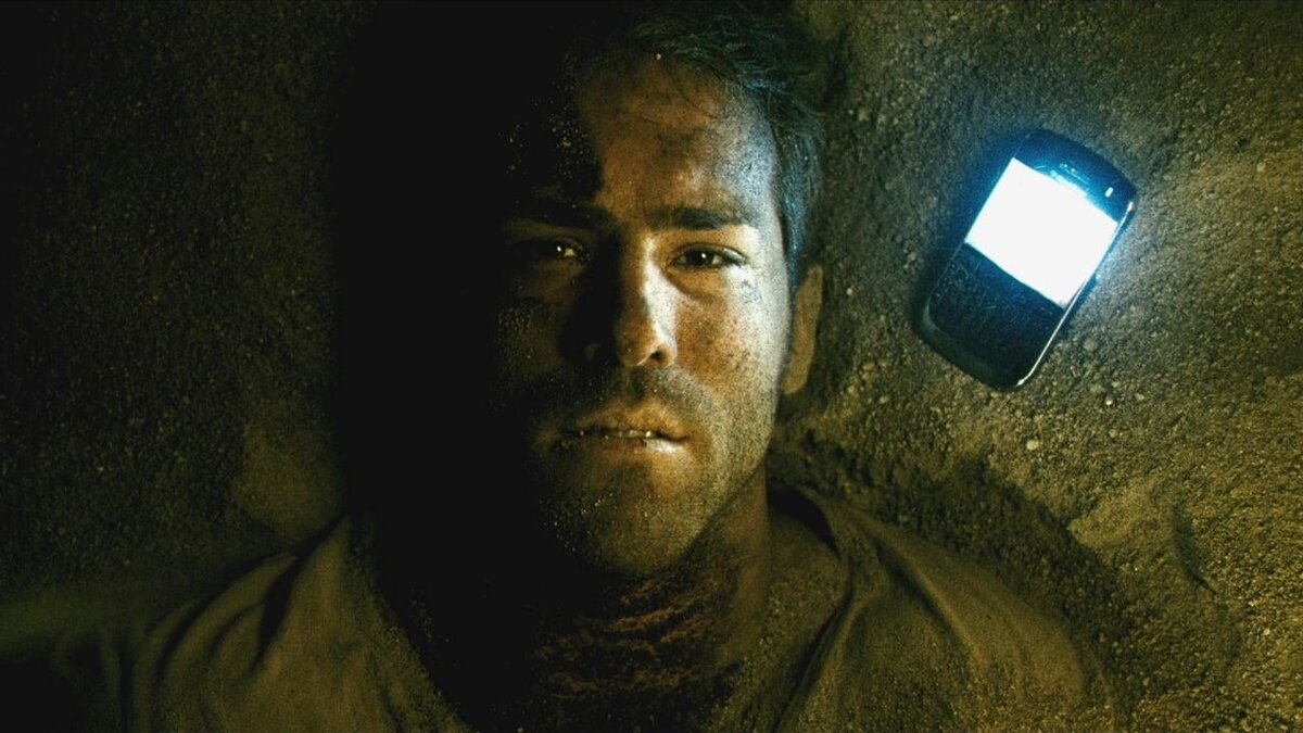 Кадр из фильма "Buried"