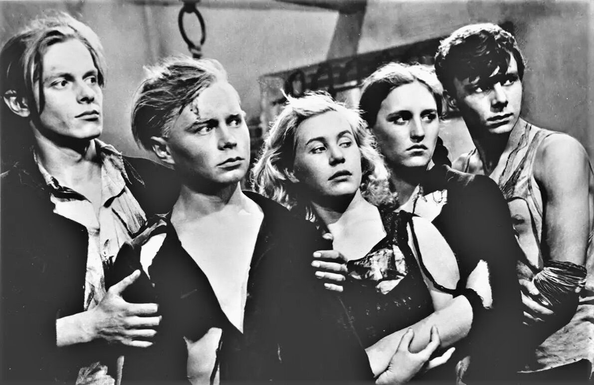 Молодая гвардия фильм 1948