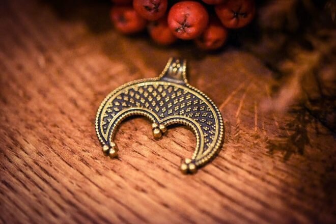 Кулон "Лунница"