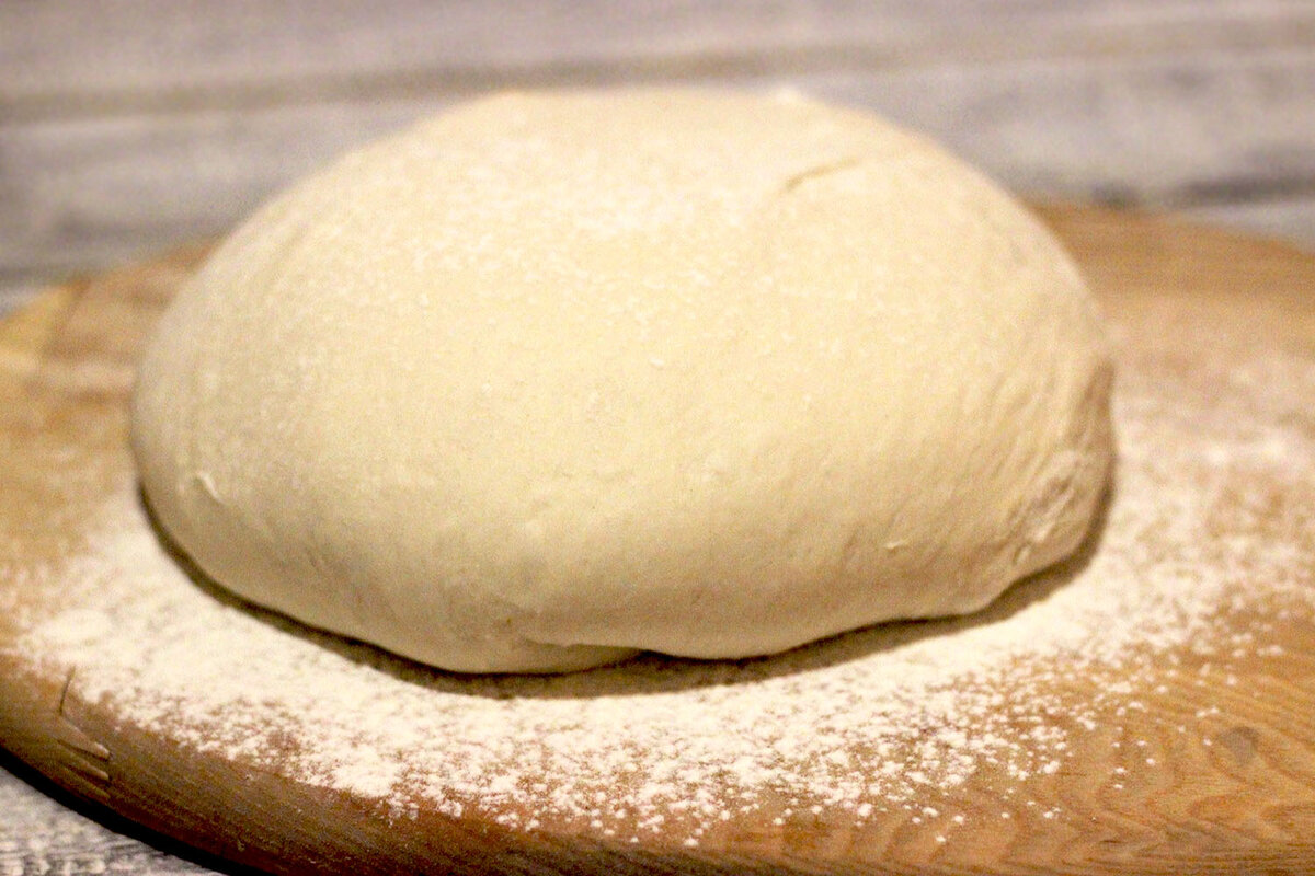 Приготовление хлеба из пшеничной муки. Тесто. Хлебное тесто. Тесто для хлеба. Крутое тесто.