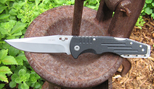Складной нож SOG FF10 Salute Fusion