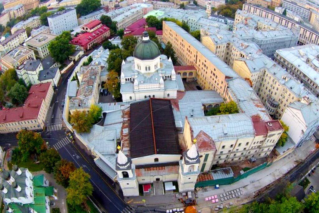 Иоанно-Предтеченский монастырь в Москве