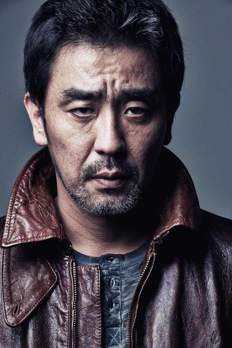 Южнокорейский киноактер Рю Сын Нён