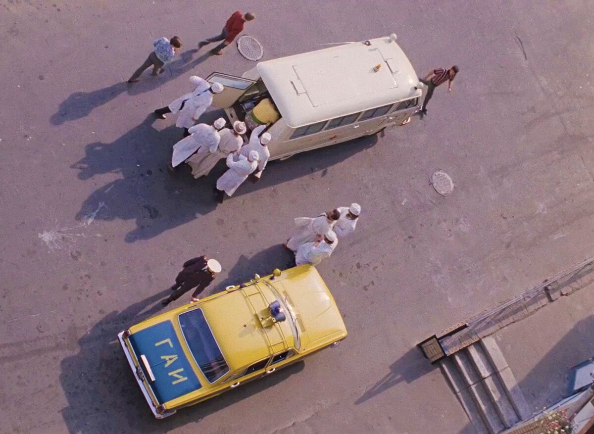 1 - "Иван Васильевич меняет профессию"