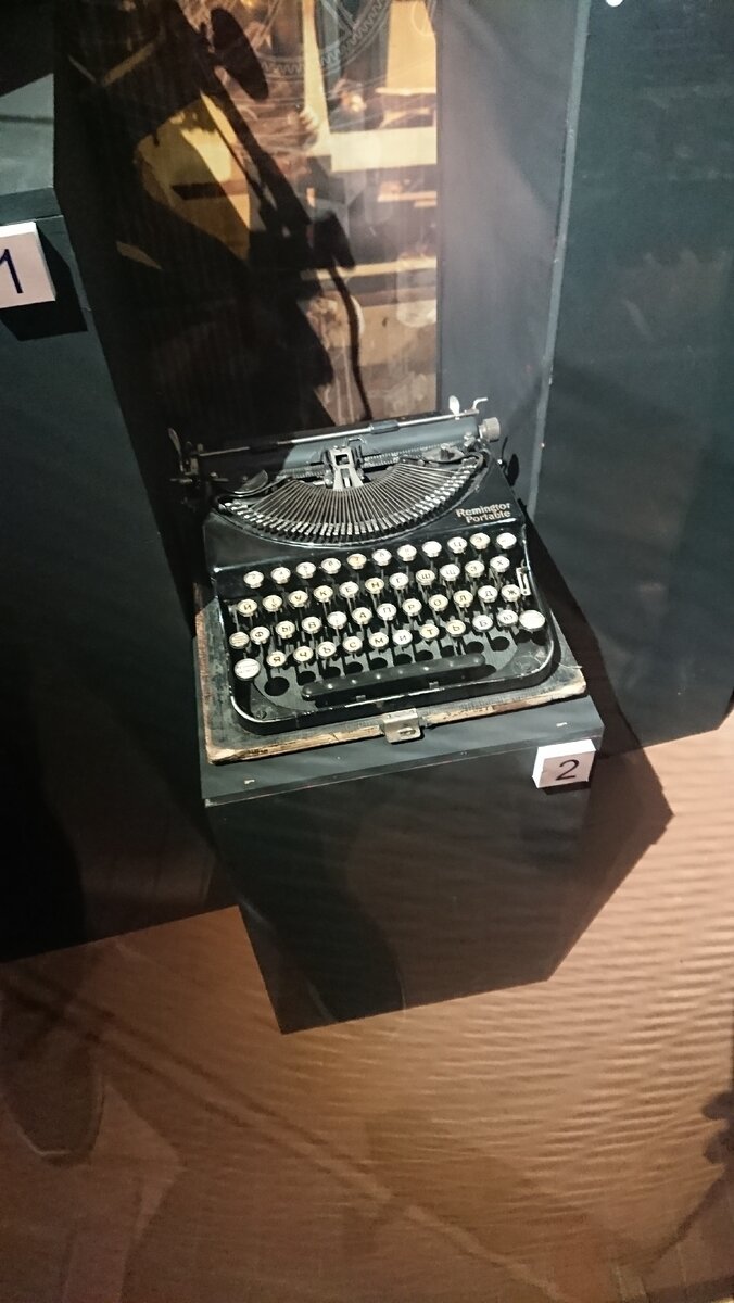 "Ремингтон" простой и удобный для своего времени, конечно... (фото из личного архива) 