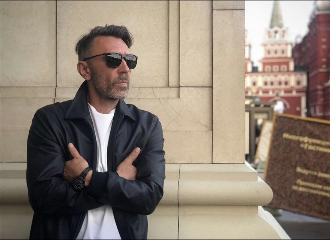 Сергей Шнуров. Биография. История детства, отрочества.